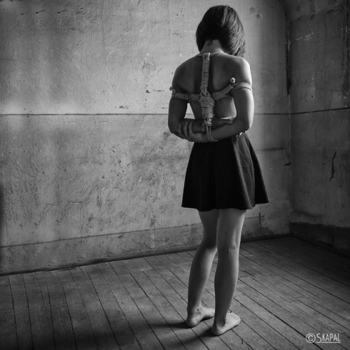 skapal-photography:Elisabeth is punishedR&P Skapal...