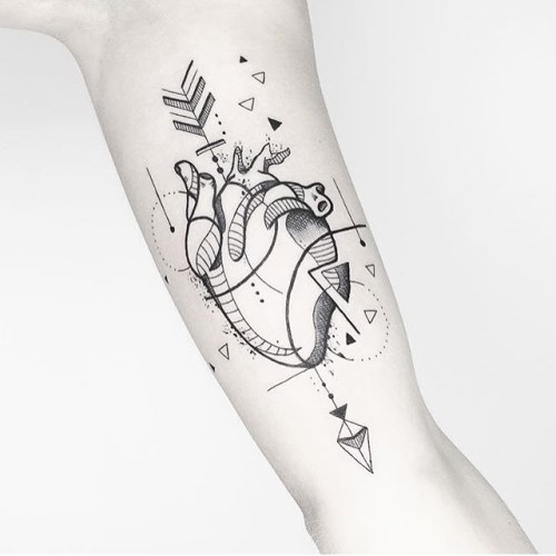 Heart Tattoo

Artist: EQUILATTERA ▲ Private Tattoo Studio ▲ ❂... heart;modern art
