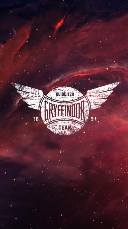 Featured image of post Gryffindor Aesthetic Wallpapers Desktop : If you have your own one, just send us the image and we will show it on the.