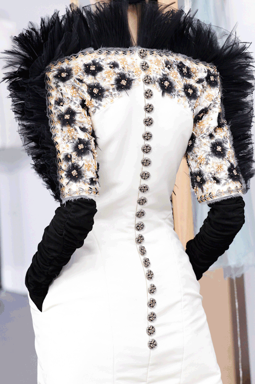 CHANEL FALL 2016 COUTUREDETAIL