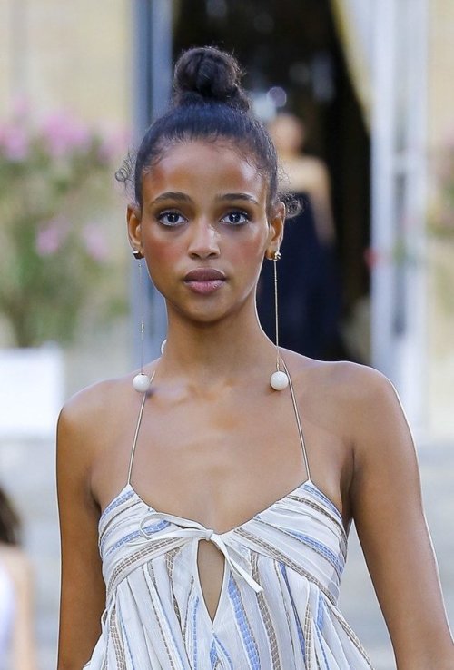 puppetwithapistol:Aya Jones at Jacquemus S/S 2019