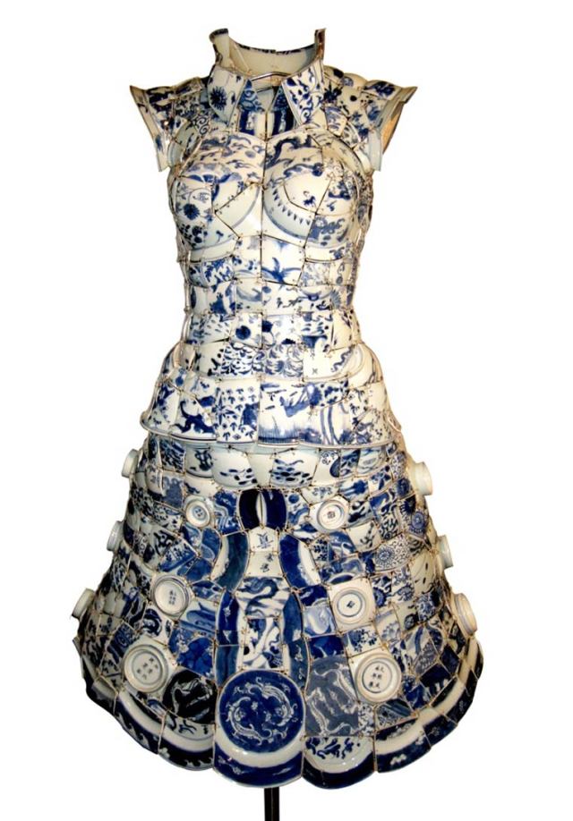 - steampunktendencies: Ceramic Dress by Li