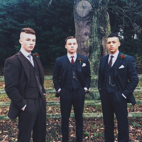 peakymurphy:Some more of my favourite pics of the peaky cast