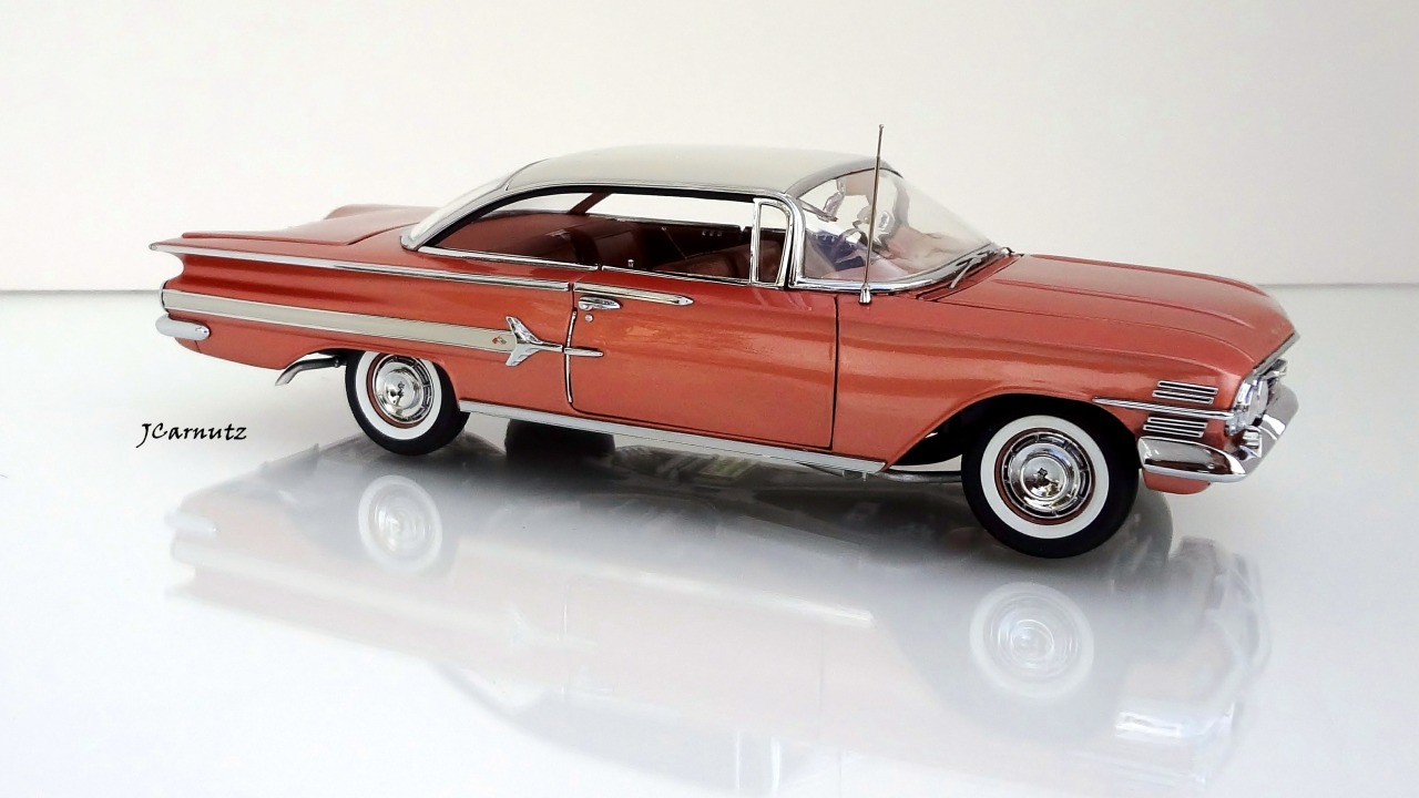 DIECAST MANIA • 1960 Chevrolet Impala Sport Coupe Hardtop Issued...