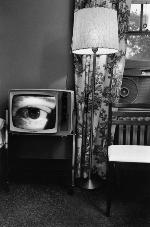 last-picture-show:Lee Friedlander, The Little Screens, 1960s