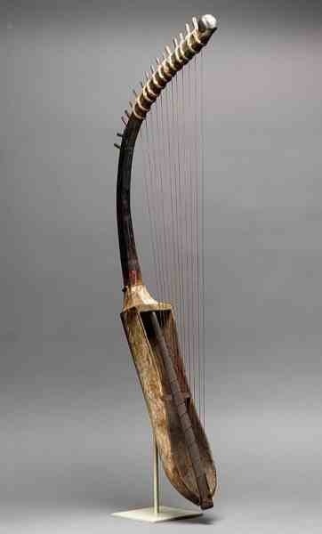 The Heretic Pharaoh • Arched Harp Egyptian arched harps from Dynasty 4...