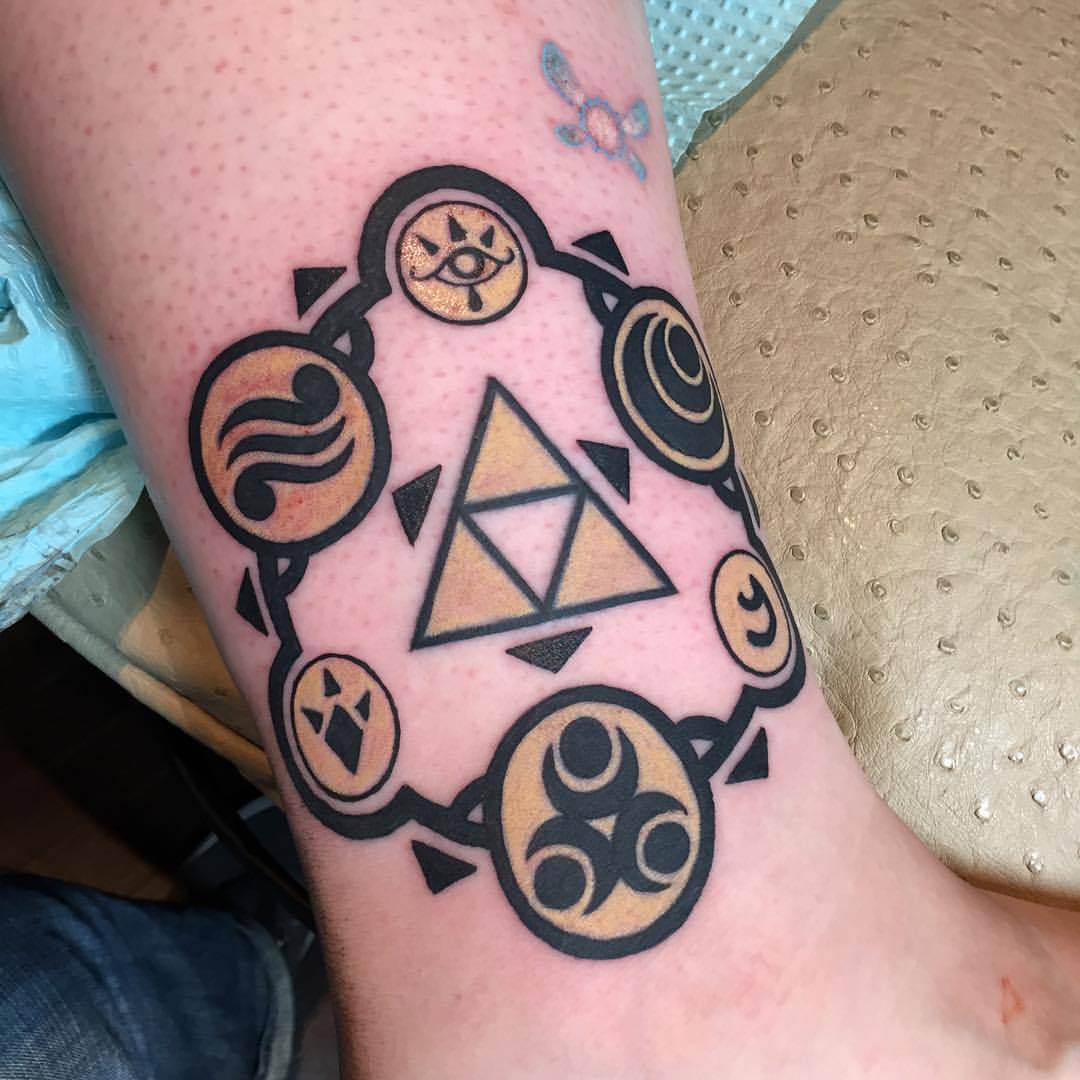 Uncertain Rambling Made This Legend Of Zelda Tattoo Out Of An