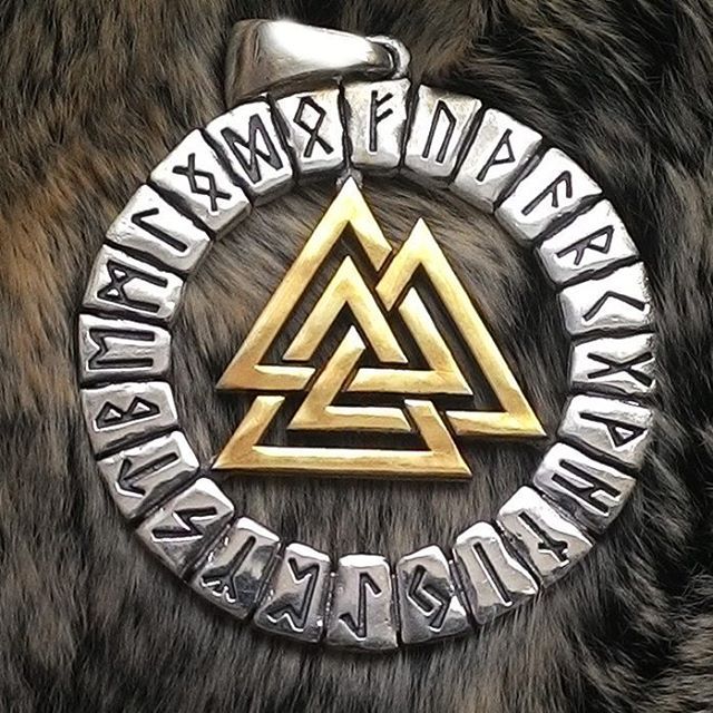 simple valknut