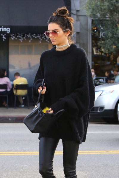 Jkendall Jennerjennerjennersfashioncelebscelebritybirkinhermeshermes Birkinbirkin Bagleatherleather Pantschokerstreet Stylecandidmodel Jkendall Jennerjennerjennersfashioncelebscelebritybirkinhermeshermes Birkinbirkin Bagleatherleather Pantschokerstreet Stylecandidmodel
