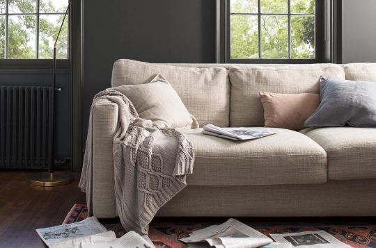 gray walls