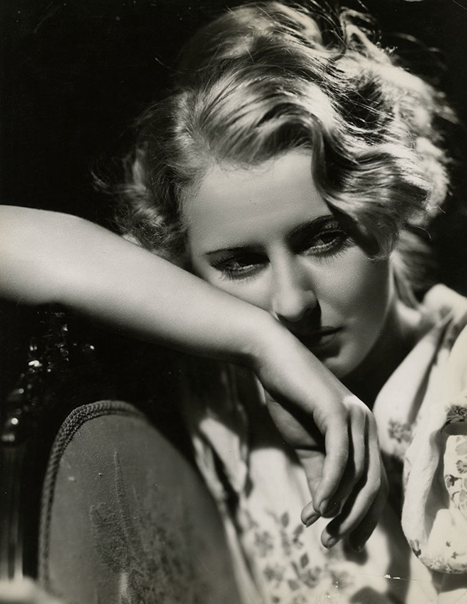 gmgallery:
“ Barbara Stanwyck by Robert Coburn, 1937
www.stores.eBay.com/GrapefruitMoonGallery
”