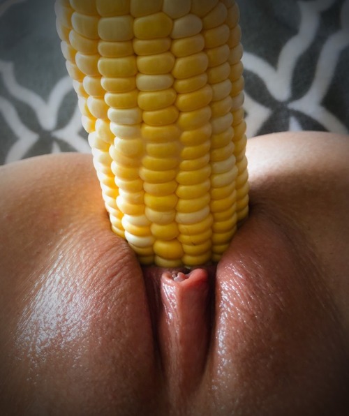 exposed7777:Mmm veggies!!! Reblogs and comments welcome