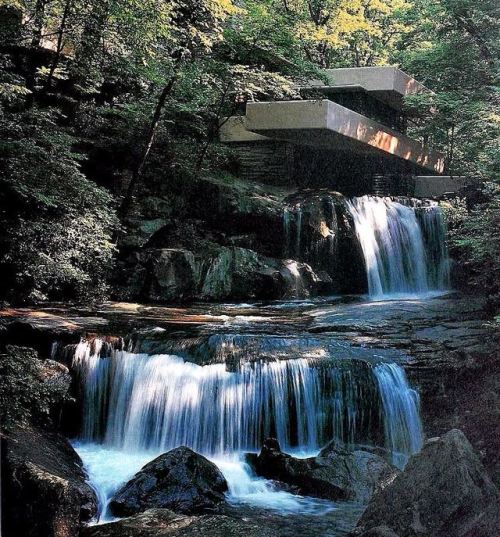 danismm:Fallingwater 1936, The Bear Run. Pennsylvania. Frank...