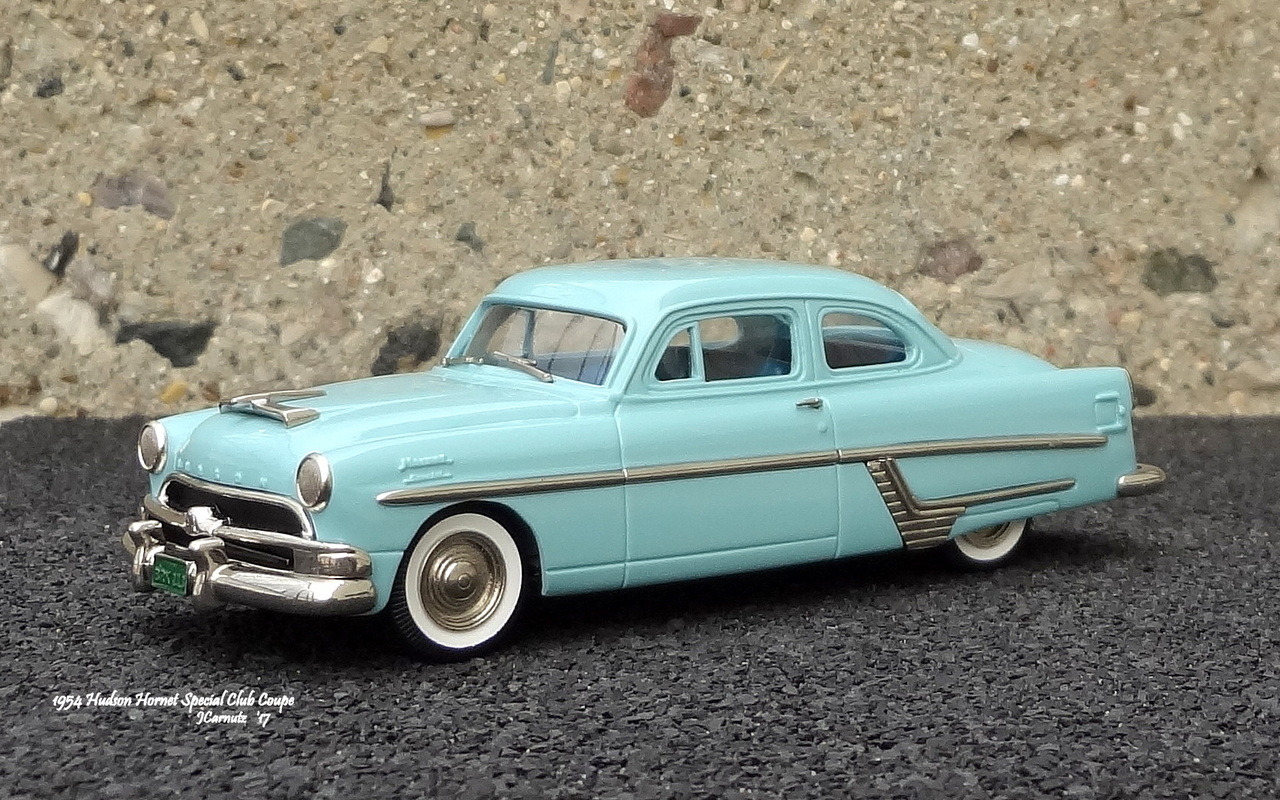 DIECAST MANIA • 1954 Hudson Hornet Special Club Coupe A 1:43 scale...