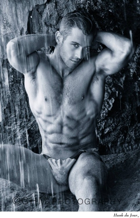 Your Hunk of the Day: Adam Phillips http://hunk.dj/7164