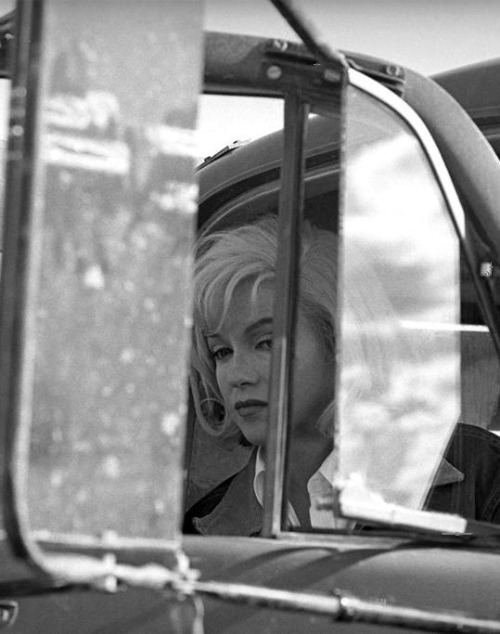 Marilyn Monroe on the set of The Misfits (1961, dir. John...