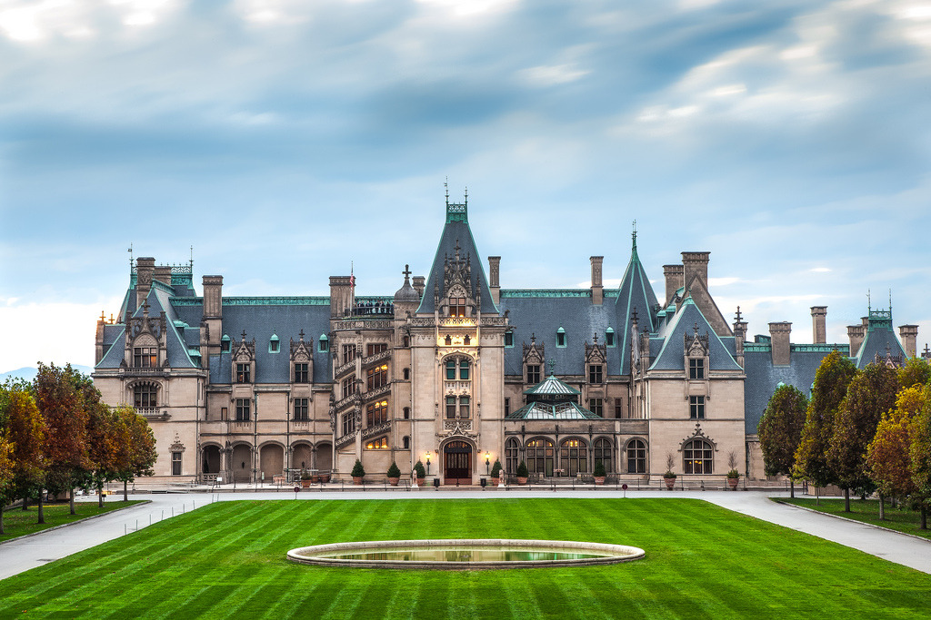 Biltmore Estate Largest Privately Owned Home In Chronicles Of A   Tumblr Nd2qfkQgs91s6taa7o1 1280 