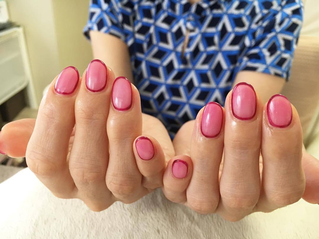 Lottie Nail ロティネイル ぶどう色のシースルーネイル 代々木上原のネイルサロン Lottie