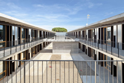 archatlas:<br /><br />Student Housing Universitat Politècnica de Catalunya H Arquitectes +  dataAE