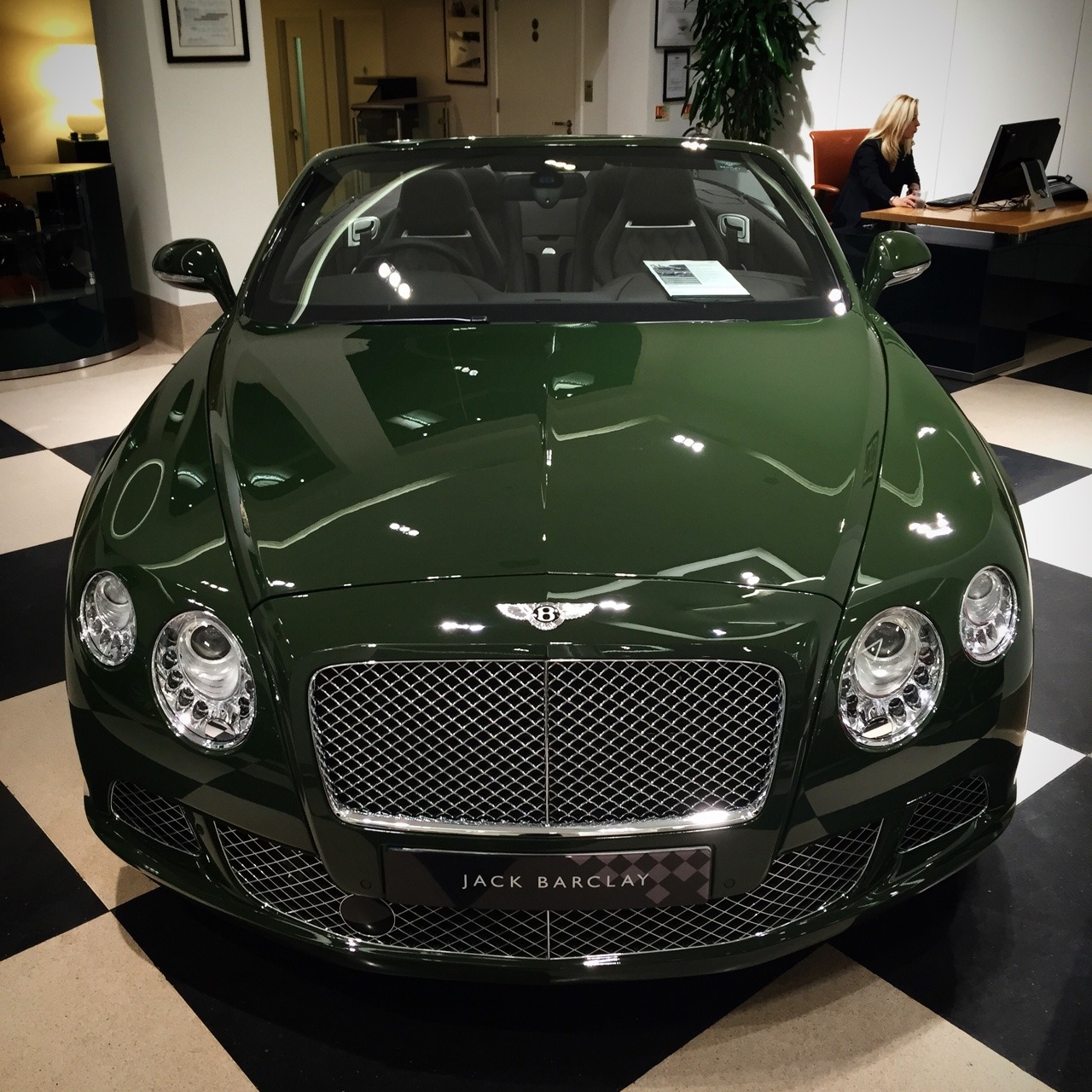 Bentley british racing green