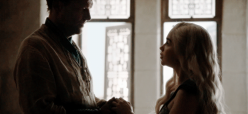 Silver Princess || liens de Daenerys Targaryen - Page 2 Tumblr_nsgf81Nzqx1r3wshio3_500