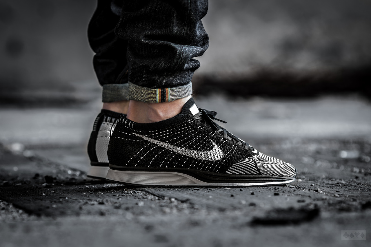 flyknit racer black and white