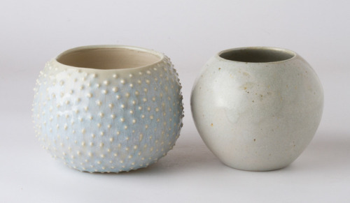 moolric-ceramics:Moon RaysI’ve made this glaze twice, and got...