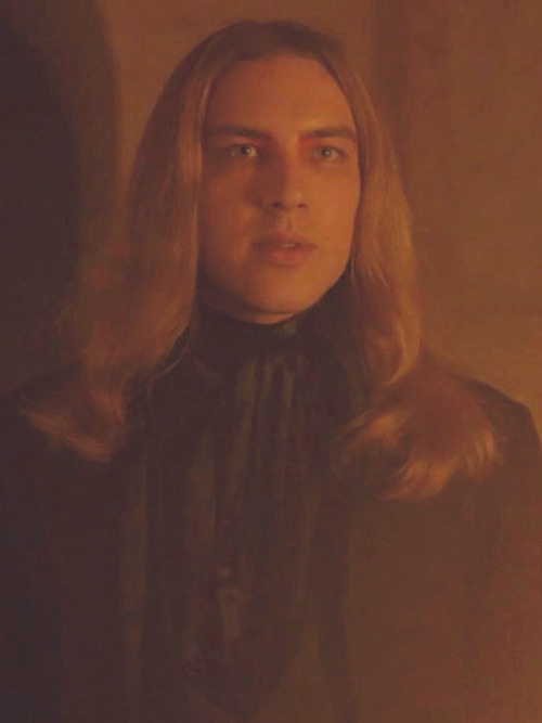 galesunshine:Cody Fern in American horror story (Part 10)