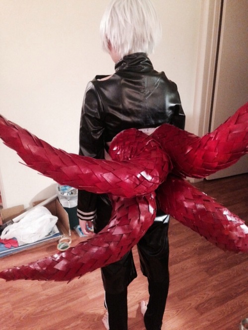 kurohaku:Kaneki Kagune progress !!This is awesome!