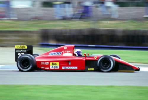 01  Ayrton Senna, McLaren MP4/6 Honda.       02  Alain Prost,...