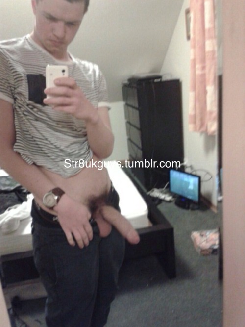 str8ukguys:Josh, 20, Leeds, UK Anyone wanna see more of...