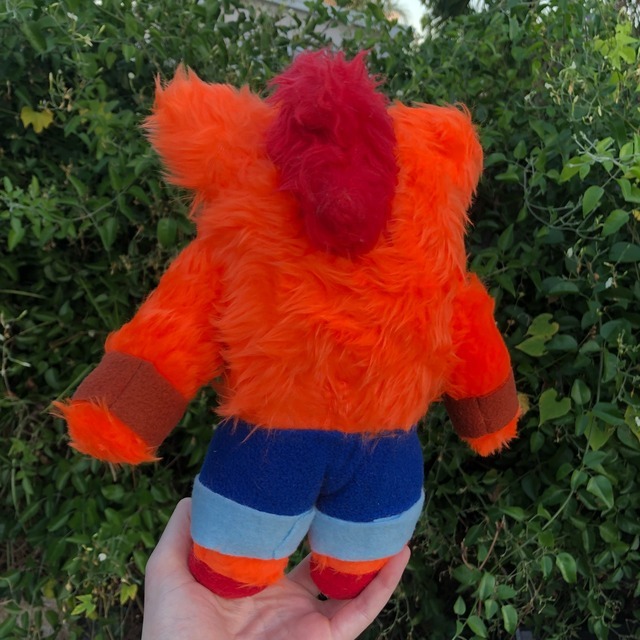 play by play crash bandicoot plush