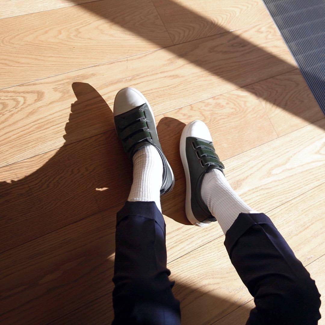 louis vuitton velcro sneakers