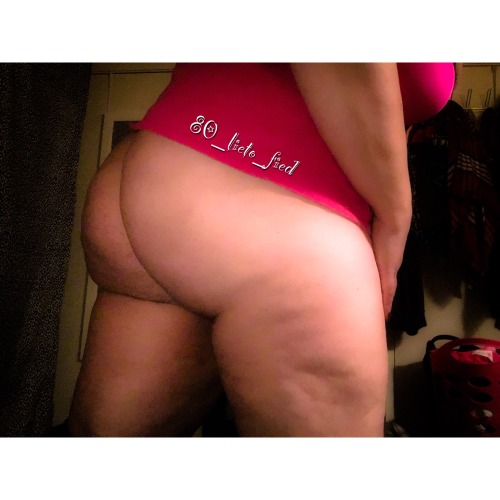 80-lieto-fied:Booty booty I post everything on here that I can’t...