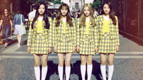 explinct:LOONA yyxy