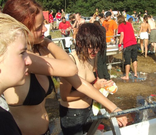 Festival girls