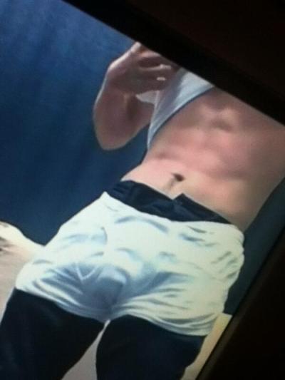 Wie groß ist niall horans Penis Videos von lesbischen Muschi