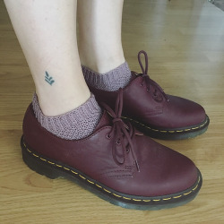 docmart shoes girl