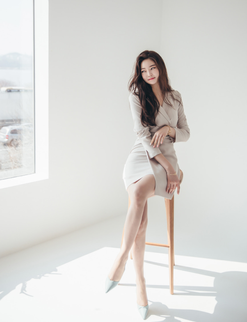 korean-dreams-girls:Park Jung Yoon - March 08, 2019 1st Set