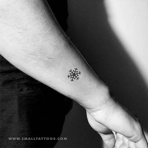 Minimalist snowflake temporary tattoo, get it here ►... winter;snowflake;nature;temporary