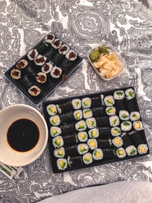 aspoonfuloflissi:Sushi night with my flatmate :) cucumber,...