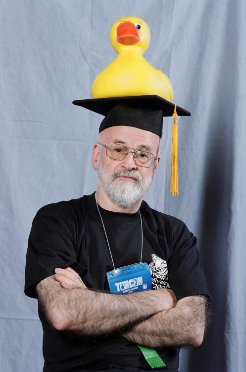 sissensen:R.I.P. Sir Terry Pratchett (28 April 1948 - 12 March...