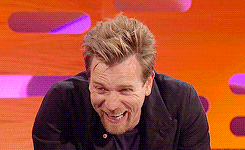 posts-that-only-suck-a-little:Ewan McGregor’s reaction to funny...