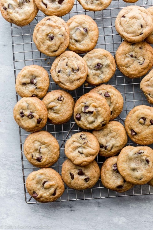 Crispy Chocolate Chip CookiessourceMore cake & cookies &...