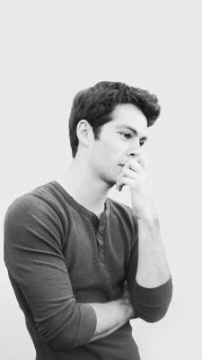 Dylan Obrien Iphone Wallpaper Tumblr