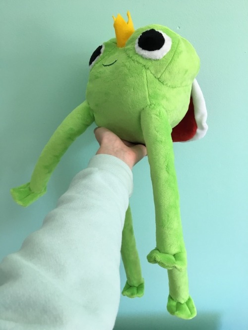 frog plush with hat