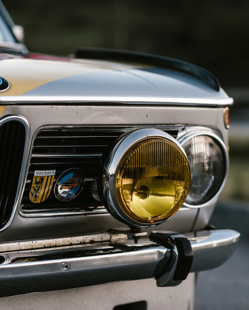 utwo:BMW 2002© miss courtneymae