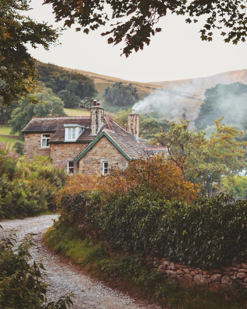 witchyautumns:Peak District National...