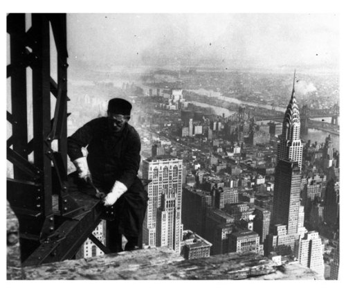 skyscraper construction 1930s