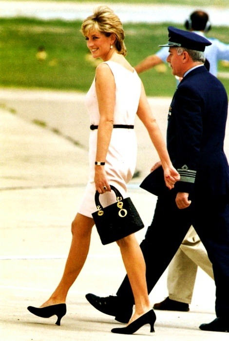 rememberingprincessdiana:A Chic